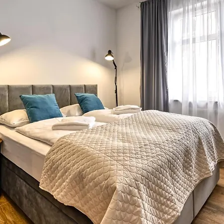 Sucha, Sun & Snow カルパッチ