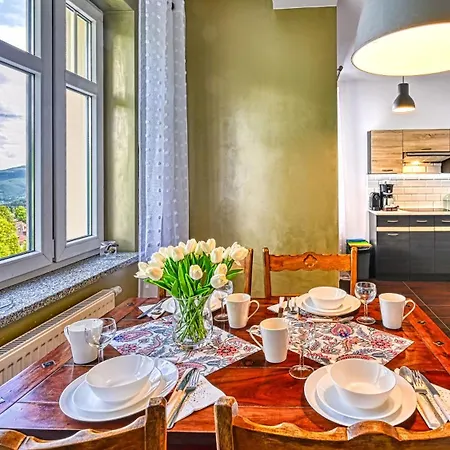 Sucha, Sun & Snow アパート